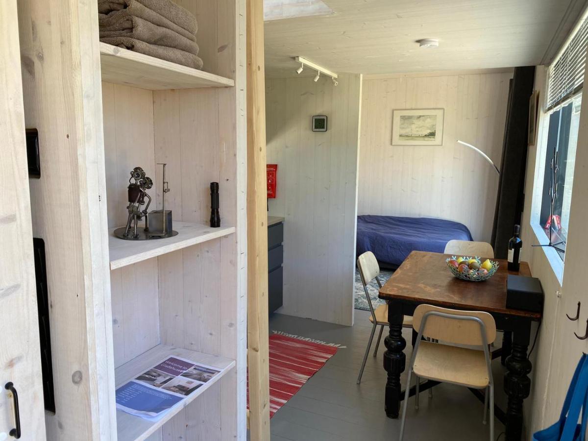 Tiny House In The Middle Of Nature Akersberga Bagian luar foto
