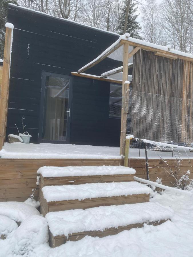 Tiny House In The Middle Of Nature Akersberga Bagian luar foto